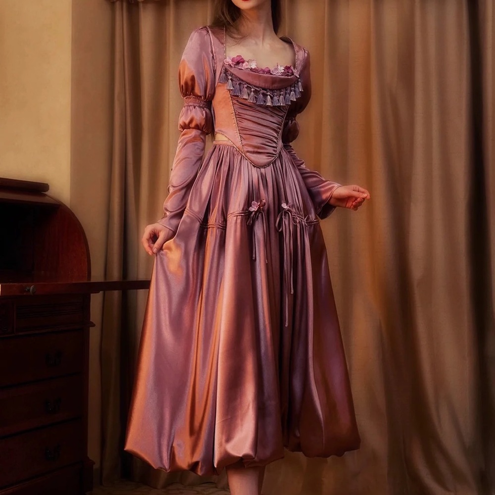 Vintage-Inspired Long-Sleeve Satin corset in Mauve - princess - Ren faire